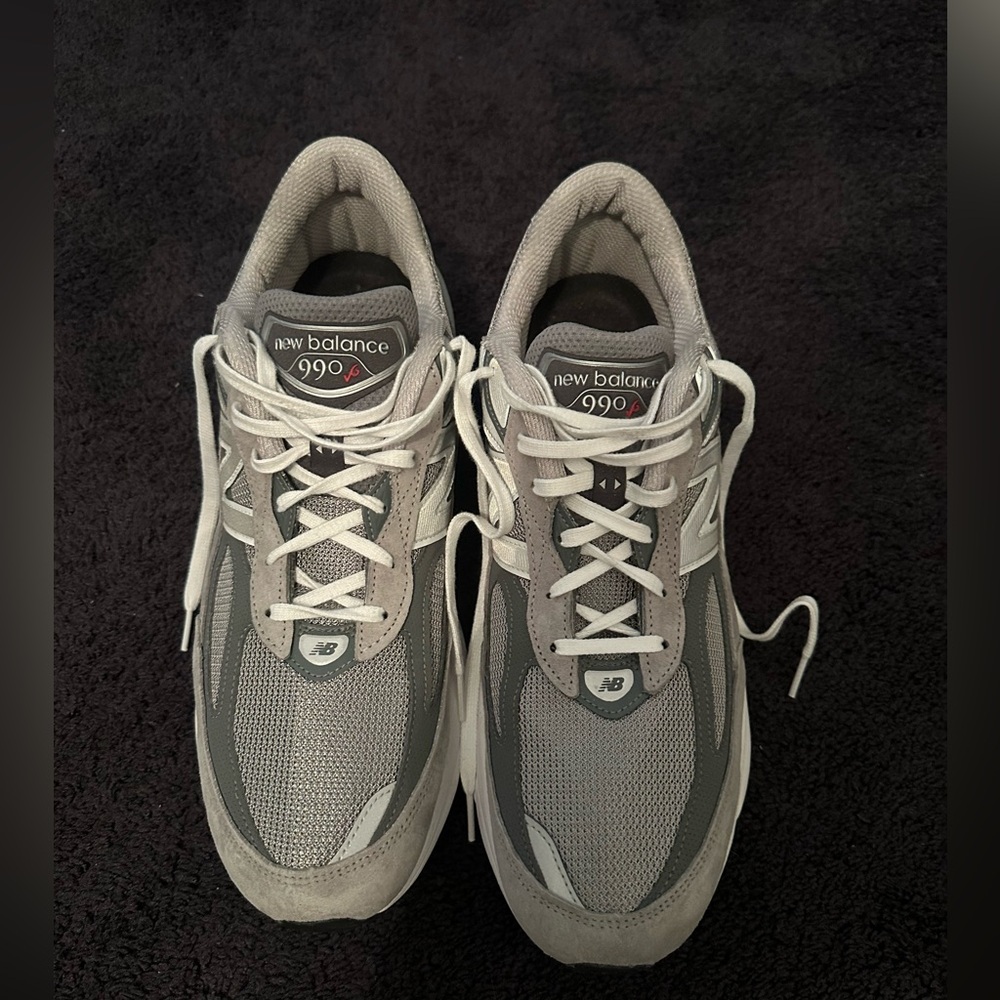 New Balance 990 Sneakers